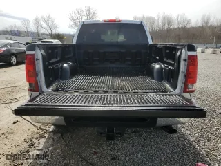 2011 GMC Sierra 2500HD SLE with VIN 1GT220CG9BZ200191, listed as a Copart auction lot 43624545 with 193,940 mi miles and Salvage Title. Bid and sale history available at carsss.com. Image 6.