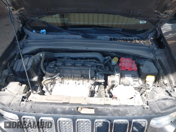 2021 Jeep Renegade Islander z VIN ZACNJDBB0MPN08135, wystawiony jako IAAI lot #42334510 z przebiegiem Nie podano mil oraz . Historia ofert i sprzedaży dostępna na DreamBid. Obrazek 10.