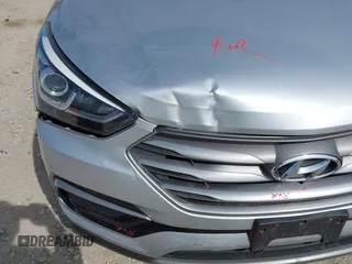 2017 Hyundai Santa Fe 2.4L z VIN 5XYZTDLB8HG465425, wystawiony jako IAAI lot #42041881 z przebiegiem 103 161 mil mil oraz . Historia ofert i sprzedaży dostępna na DreamBid. Obrazek 6.