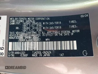 2024 Toyota Land Cruiser z VIN JTEABFAJ3RK001357, wystawiony jako IAAI lot #41206628 z przebiegiem 7060 mil mil oraz . Historia ofert i sprzedaży dostępna na DreamBid. Obrazek 9.