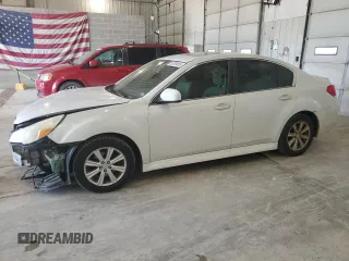 2010 Subaru Legacy Premium All-Weather Anniversary z VIN 4S3BMCG60A3232946, wystawiony jako Copart lot #55705465 z przebiegiem 144 930 mil mil oraz Szkoda całkowita • Salvage title. Historia ofert i sprzedaży dostępna na DreamBid. Obrazek 1.