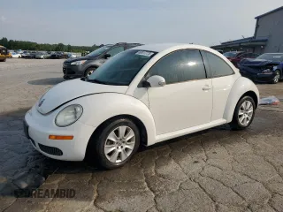 2010 Volkswagen Beetle with VIN 3VWPW3AG0AM027009, listed as a Copart auction lot 60617775 with 113,078 mi miles and Salvage title. Bid and sale history available at DreamBid. Image 1.