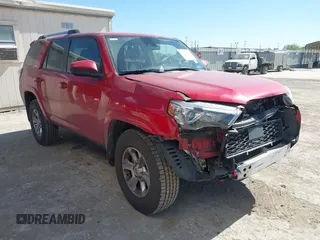 2021 Toyota 4Runner SR5 with VIN JTEEU5JR9M5236350, listed as a IAAI auction lot 41854190 with 88,847 mi miles and . Bid and sale history available at DreamBid. Image 1.