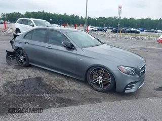 2019 Mercedes-Benz E 53 AMG z VIN WDDZF6BBXKA491848, wystawiony jako IAAI lot #39120298 z przebiegiem 37 330 mil mil oraz . Historia ofert i sprzedaży dostępna na DreamBid. Obrazek 1.