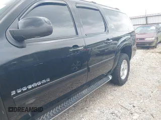2012 Chevrolet Suburban LT with VIN 1GNSKJE71CR256394, listed as a IAAI auction lot 42689527 with 177,910 mi miles and . Bid and sale history available at DreamBid. Image 6.