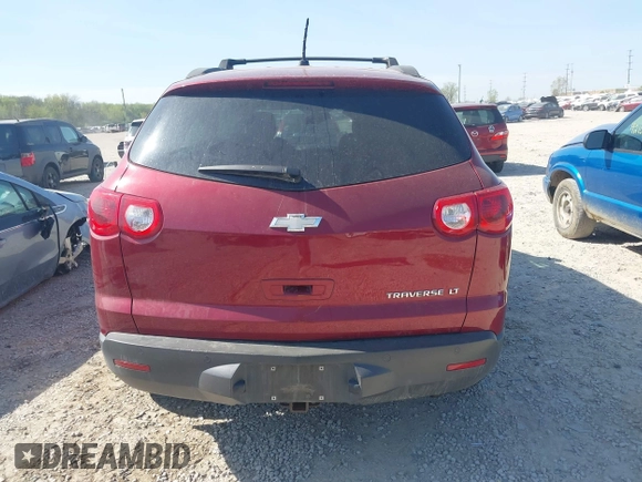 2011 Chevrolet Traverse 1LT z VIN 1GNKRGED7BJ309147, wystawiony jako IAAI lot #42104809 z przebiegiem 164 194 mil mil oraz . Historia ofert i sprzedaży dostępna na DreamBid. Obrazek 17.