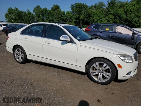 2009 Mercedes-Benz C 300 Sport with VIN WDDGF54X39R047720, listed as a Copart auction lot 61211085 with 44,975 mi miles and Salvage title. Bid and sale history available at DreamBid. Image 4.