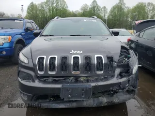 2016 Jeep Cherokee Latitude с VIN 1C4PJMCS6GW156471, выставлен на аукционе Copart как лот 54833225 с пробегом 127 531 миль миль и Списание • Salvage title. История ставок и продаж доступна на DreamBid. Изображение 5.