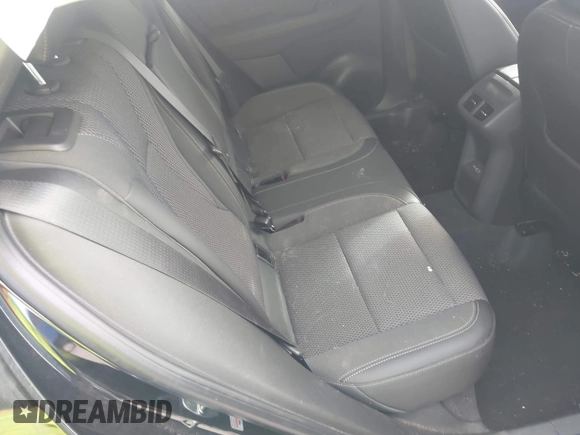 2021 Buick Envision Preferred with VIN LRBAZLR49MD101276, listed as a IAAI auction lot 40901895 with 30,651 mi miles and . Bid and sale history available at DreamBid. Image 8.