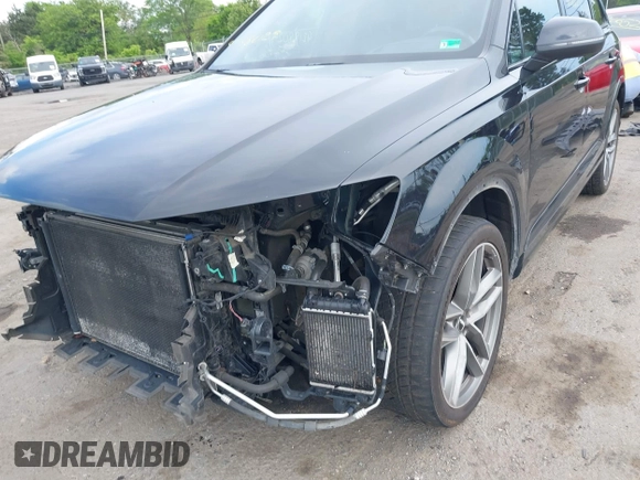 2018 Audi Q7 Prestige z VIN WA1VAAF75JD013490, wystawiony jako IAAI lot #42188029 z przebiegiem 124 894 mil mil oraz . Historia ofert i sprzedaży dostępna na DreamBid. Obrazek 6.