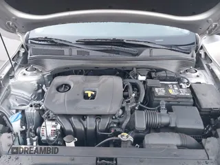 2023 Kia Forte LXS z VIN 3KPF24AD5PE606683, wystawiony jako IAAI lot #41216622 z przebiegiem 38 827 mil mil oraz . Historia ofert i sprzedaży dostępna na DreamBid. Obrazek 10.