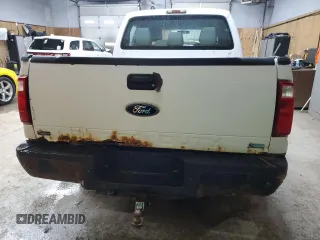2011 Ford F-250 XL z VIN 1FT7W2B63BEC08342, wystawiony jako Copart lot #53965655 z przebiegiem 207 765 mil mil oraz Czysty tytuł • Clean title. Historia ofert i sprzedaży dostępna na DreamBid. Obrazek 6.