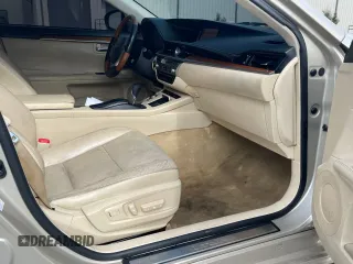 2013 Lexus ES 300h with VIN JTHBW1GGXD2031734, listed as a Copart auction lot 59107325 with 230,929 mi miles and Clean title. Bid and sale history available at DreamBid. Image 5.