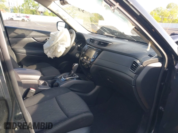 2018 Nissan Rogue S with VIN KNMAT2MT4JP564450, listed as a IAAI auction lot 42012504 with 125,172 mi miles. Bid and sale history available at carsss.com. Image 5.