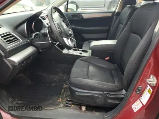 2015 Subaru Legacy 2.5i z VIN 4S3BNAA63F3017174, wystawiony jako Copart lot #54704675 z przebiegiem 59 452 mil mil oraz Szkoda całkowita • Salvage title. Historia ofert i sprzedaży dostępna na DreamBid. Obrazek 7.
