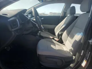 2020 Kia Rio LX with VIN 3KPA24AD6LE282471, listed as a Copart auction lot 77480084 with 59,218 mi miles and Salvage Title. Bid and sale history available at carsss.com. Image 7.