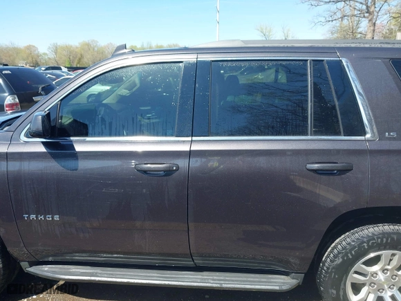 2016 Chevrolet Tahoe LS with VIN 1GNSKAKC0GR193571, listed as a IAAI auction lot 41974878 with 194,039 mi miles. Bid and sale history available at carsss.com. Image 14.