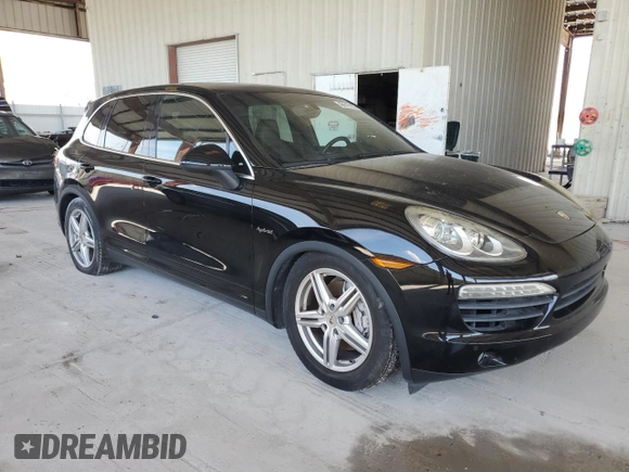 2012 Porsche Cayenne S Hybrid с VIN WP1AE2A20CLA92021, выставлен на аукционе Copart как лот 48619105 с пробегом 164 867 миль миль и Чистый • Clean title. История ставок и продаж доступна на DreamBid. Изображение 4.