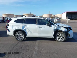 2023 Toyota Highlander L with VIN 5TDKDRAH8PS009638, listed as a IAAI auction lot 42544860 with Not provided miles and . Bid and sale history available at DreamBid. Image 13.