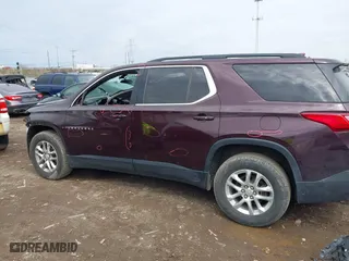 2019 Chevrolet Traverse LT Cloth with VIN 1GNERGKW3KJ155278, listed as a IAAI auction lot 41888103 with 85,575 mi miles. Bid and sale history available at carsss.com. Image 15.