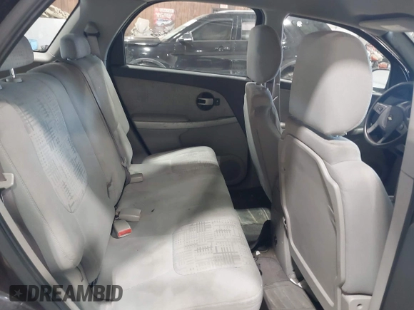 2006 Chevrolet Equinox LS with VIN 2CNDL23F866143701, listed as a IAAI auction lot 42063580 with 180,703 mi miles and . Bid and sale history available at DreamBid. Image 8.
