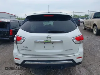 2015 Nissan Pathfinder SV z VIN 5N1AR2MN5FC711062, wystawiony jako IAAI lot #42173213 z przebiegiem 101 161 mil mil oraz . Historia ofert i sprzedaży dostępna na DreamBid. Obrazek 17.