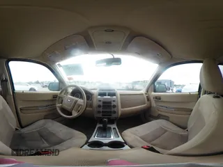 2008 Ford Escape XLT с VIN 1FMCU93128KC01646, выставлен на аукционе IAAI как лот 42372522 с пробегом 211 988 миль миль и . История ставок и продаж доступна на DreamBid. Изображение 19.