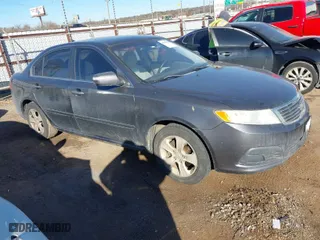 2009 Kia Optima LX with VIN KNAGE228395361458, listed as a IAAI auction lot 41418800 with 182,220 mi miles. Bid and sale history available at carsss.com. Image 1.