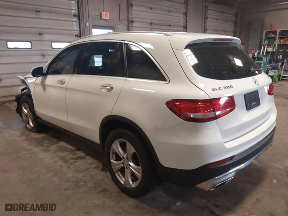 2016 Mercedes-Benz GLC with VIN WDC0G4KB8GF112354, listed as a IAAI auction lot 41760887 with 85,638 mi miles. Bid and sale history available at carsss.com. Image 3.