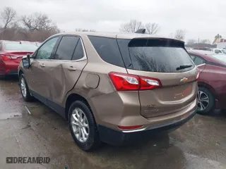 2018 Chevrolet Equinox LT with VIN 2GNAXJEVXJ6278186, listed as a IAAI auction lot 41820710 with 181,044 mi miles. Bid and sale history available at carsss.com. Image 3.