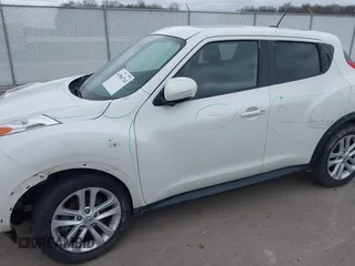 2013 Nissan Juke S with VIN JN8AF5MR6DT226044, listed as a IAAI auction lot 41904714 with 154,445 mi miles. Bid and sale history available at carsss.com. Image 6.