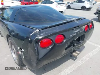 2002 Chevrolet Corvette with VIN 1G1YY22G525105391, listed as a IAAI auction lot 42041878 with 175,128 mi miles. Bid and sale history available at carsss.com. Image 18.