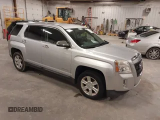 2013 GMC Terrain SLE with VIN 2GKALMEK8D6140408, listed as a IAAI auction lot 41847149 with 152,204 mi miles. Bid and sale history available at carsss.com. Image 1.