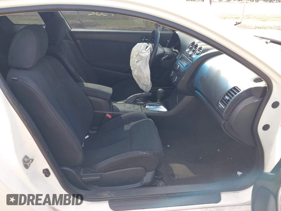 2013 Nissan Altima S with VIN 1N4AL2EP2DC273139, listed as a IAAI auction lot 41837332 with 205,993 mi miles and . Bid and sale history available at DreamBid. Image 5.