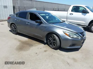 2017 Nissan Altima S z VIN 1N4AL3AP9HC236901, wystawiony jako IAAI lot #42275150 z przebiegiem 136 230 mil mil oraz . Historia ofert i sprzedaży dostępna na DreamBid. Obrazek 1.