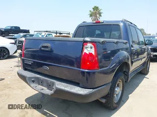 2003 Ford Explorer Sport Trac XLS с VIN 1FMZU67E73UB66976, выставлен на аукционе IAAI как лот 42728541 с пробегом 187 878 миль миль и . История ставок и продаж доступна на DreamBid. Изображение 4.