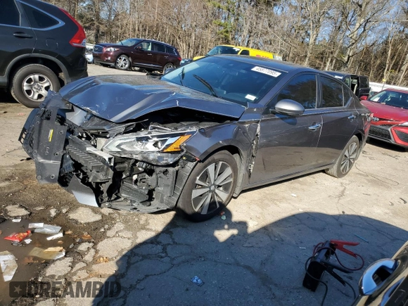 2022 Nissan Altima 2.5 SV with VIN 1N4BL4DV1NN366188, listed as a Copart auction lot 45877095 with 95,085 mi miles and Salvage Title. Bid and sale history available at carsss.com. Image 1.