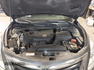2014 Nissan Altima S with VIN 1N4AL3AP5EN373687, listed as a IAAI auction lot 41788822 with 127,116 mi miles and . Bid and sale history available at carsss.com. Image 10.