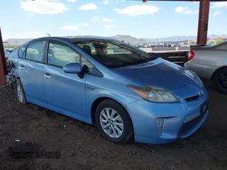 2012 Toyota Prius with VIN JTDKN3DP2C3016321, listed as a IAAI auction lot 42078643 with 357,399 mi miles and . Bid and sale history available at DreamBid. Image 1.
