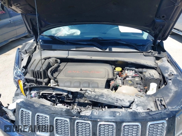 2018 Jeep Compass Latitude с VIN 3C4NJDBB1JT321011, выставлен на аукционе IAAI как лот 42282212 с пробегом 58 402 миль миль и . История ставок и продаж доступна на DreamBid. Изображение 10.
