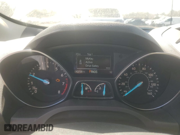 2017 Ford Escape SE with VIN 1FMCU0GD1HUE86831, listed as a Copart auction lot 46753205 with 43,709 mi miles and Salvage Title. Bid and sale history available at carsss.com. Image 9.