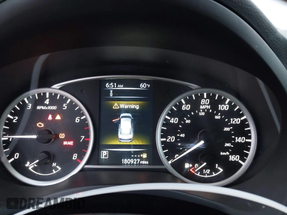 2018 Nissan Sentra S with VIN 3N1AB7AP5JY280768, listed as a IAAI auction lot 42036137 with 180,927 mi miles. Bid and sale history available at carsss.com. Image 7.