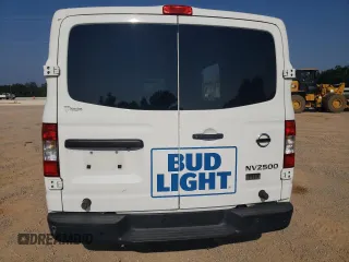 2015 Nissan NV Cargo SV z VIN 1N6BF0KY1FN803399, wystawiony jako Copart lot #66112564 z przebiegiem Nie podano mil oraz Szkoda całkowita • Salvage title. Historia ofert i sprzedaży dostępna na DreamBid. Obrazek 6.