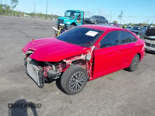 2021 Volkswagen Jetta S z VIN 3VWC57BU3MM016295, wystawiony jako IAAI lot #41880683 z przebiegiem 85 113 mil mil oraz . Historia ofert i sprzedaży dostępna na DreamBid. Obrazek 17.