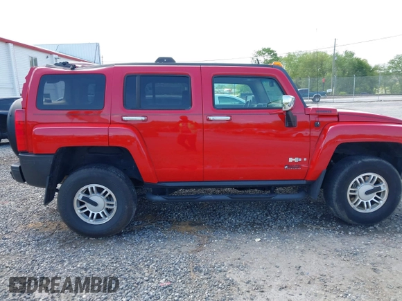 2006 Hummer H3 z VIN 5GTDN136868116302, wystawiony jako IAAI lot #42128659 z przebiegiem 85 659 mil mil oraz . Historia ofert i sprzedaży dostępna na DreamBid. Obrazek 13.