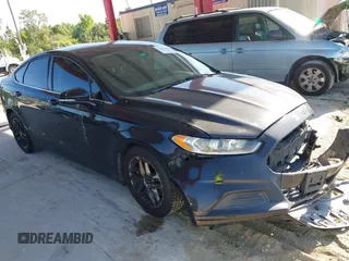 2015 Ford Fusion SE with VIN 1FA6P0H74F5120800, listed as a IAAI auction lot 42065512 with 175,875 mi miles. Bid and sale history available at carsss.com. Image 1.