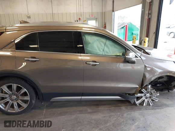 2020 Cadillac XT4 AWD Premium Luxury with VIN 1GYFZDR49LF015590, listed as a IAAI auction lot 41606564 with 47,795 mi miles and . Bid and sale history available at carsss.com. Image 13.