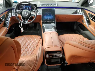 2022 Mercedes-Benz S 580 z VIN W1K6G7GB1NA132424, wystawiony jako Copart lot #55070525 z przebiegiem 47 110 mil mil oraz Szkoda całkowita • Salvage title. Historia ofert i sprzedaży dostępna na DreamBid. Obrazek 8.