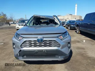 2020 Toyota RAV4 Hybrid Limited with VIN JTMD6RFV8LD005550, listed as a IAAI auction lot 41827821 with 26,073 mi miles. Bid and sale history available at carsss.com. Image 12.