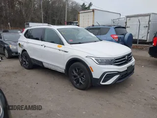 2022 Volkswagen Tiguan SE z VIN 3VV2B7AX9NM029204, wystawiony jako IAAI lot #41248800 z przebiegiem 24 450 mil mil oraz . Historia ofert i sprzedaży dostępna na DreamBid. Obrazek 1.